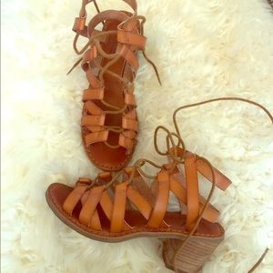american eagle sandals Size 5 Brown Boho Gladiator